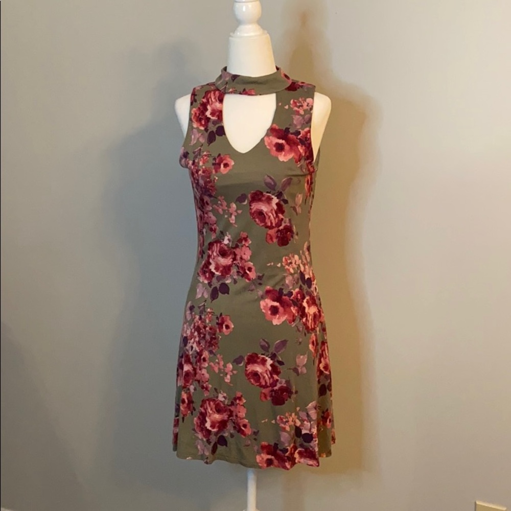 ALYA DRESS